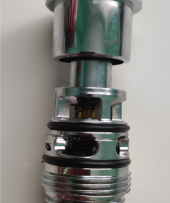 INVERSOR DE METAL DE 1/2"  BAÑO/DUCHA   ( I.V.A. INCLUIDO )